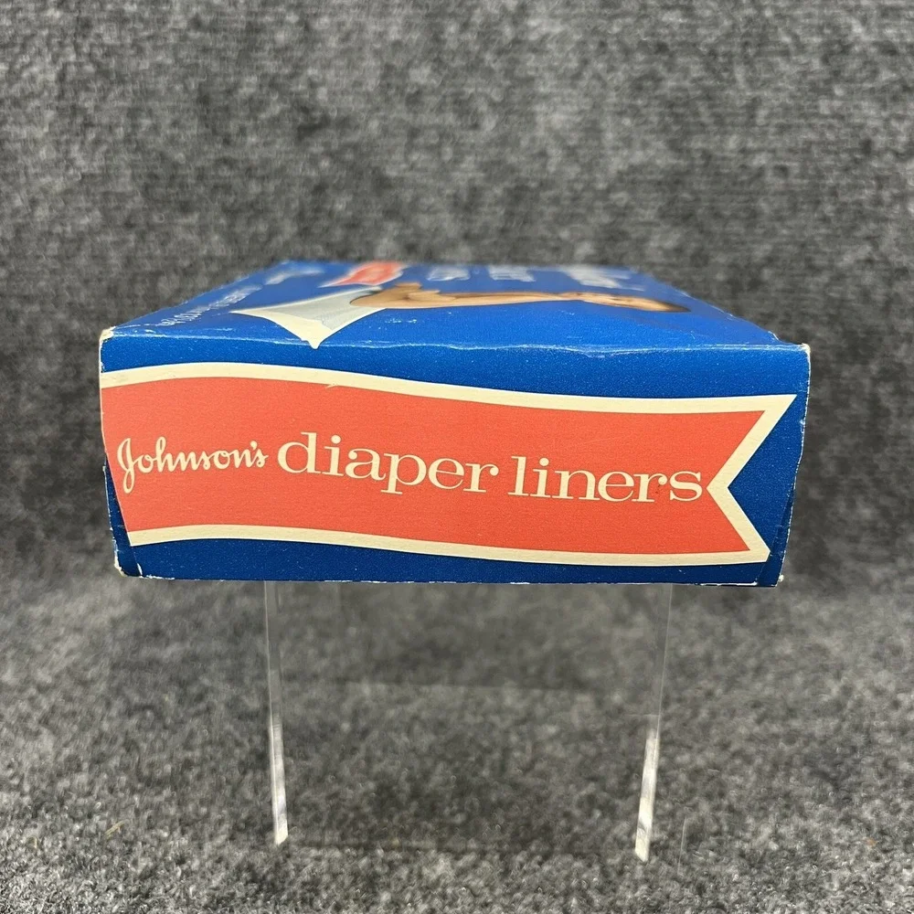 Vintage Johnson & Johnson NIB Baby Diaper Liners For Cloth Diapers Movie TV Prop